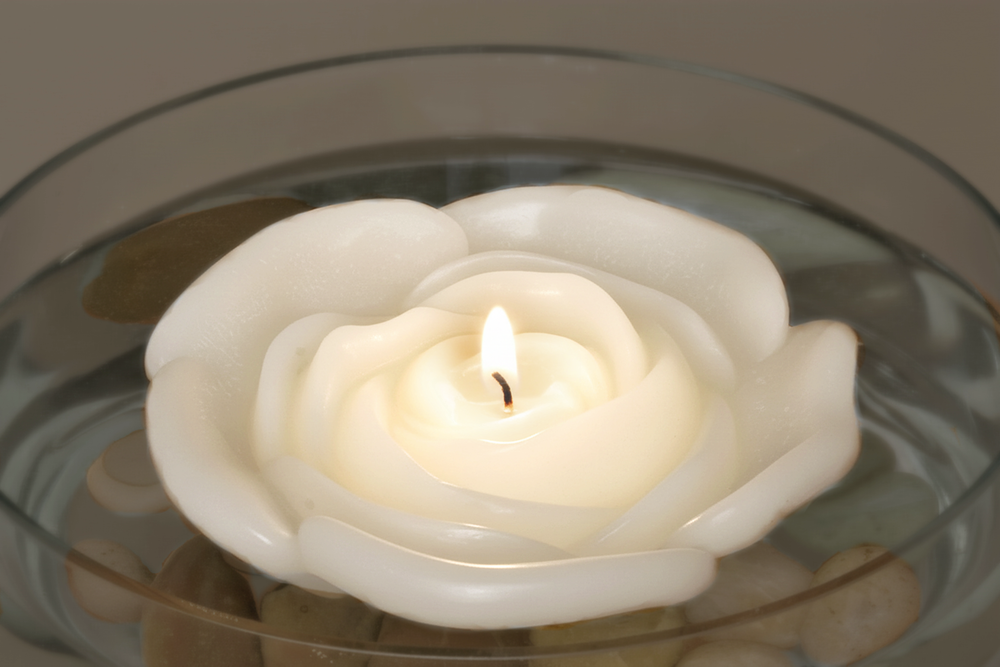 3,75" Blumen-Schwimmkerzen. 3er-Set - Unparfümiert