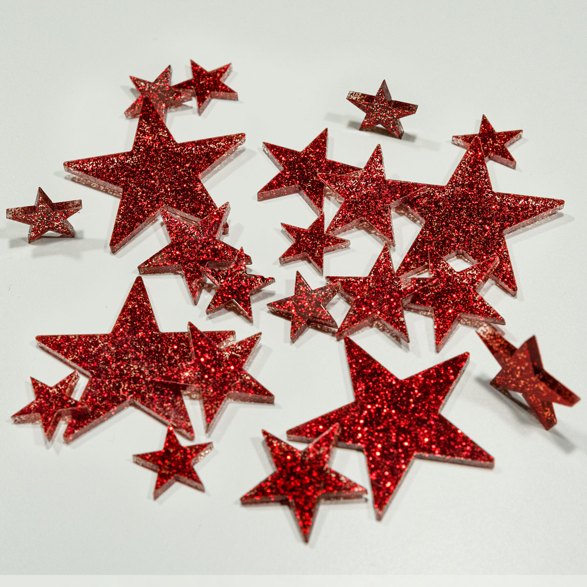 Floating Red Stars-Sparkling Large Sizes-Fills 1 Gallon for Your Vases-With Option of 3 Submersible Fairy Lights